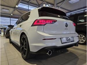 Volkswagen Golf GTI "Black Style" //SOFORT VERF.// (286 PS), Navi, AHK, LED, Pano