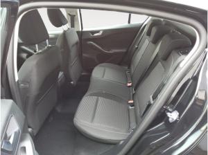 Ford Focus 1,0 L Titanium / 7-Gang Automatik / 155PS