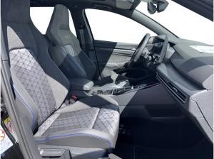 Volkswagen Golf Variant R-Line 150PS *BLACK STYLE*MATRIX*AHK*PANO*STANDHZG*AREA VIEW*55.820€*