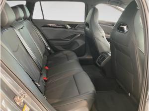 Volkswagen Passat Variant R-LINE 2.0TSI DSG 4M ACC.5J-G.AHK.AREA-VIEW.NAVI+VC.HARMAN.HUD