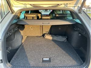 Skoda Octavia Combi 2.0 TSI DSG 4x4 Sportline +AHK+MATRIX+CANTON+ACC+