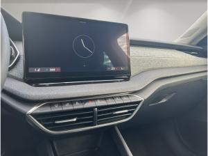 Skoda Octavia Combi 1.5 TSI DSG Selection +AHK+MATRIX+ACC+NAVI+SHZ+