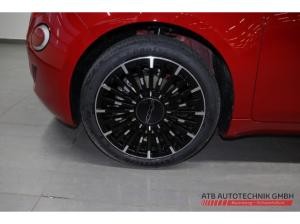 Fiat 500e 42 kWh LaPrima Navi LED Apple CarPlay