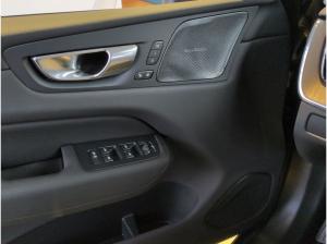 Volvo XC60 T6 AWD Plus Dark+Panorama+Licht-Pak+360°