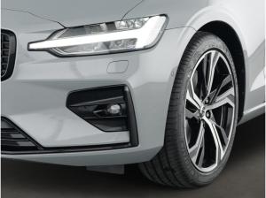 Volvo V60 B4 Ultra Dark Panoramadach 360°Kamera HUD El. Panodach Navi Leder Digitales Cockpit