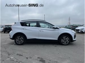 Hyundai BAYON Automatik Kamera Fernlichtassi. AppleCar