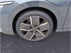 Volkswagen Golf 1.5 eHybrid DSG Keyless AHK Kamera HUD PDC