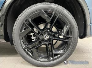 Volkswagen Tiguan TSI DSG R-LINE/BLACK AHK+NAVI+AREA+YORK+3