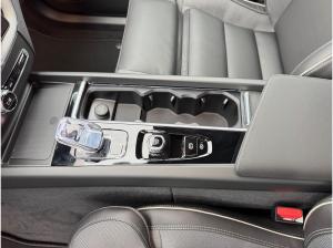 Volvo XC60 B5 AWD PLUS - BLACK EDITION - MJ26 - Sofort lieferbar!