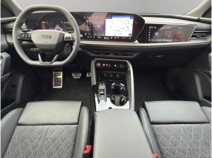 Audi Q5 SUV e-hybrid quattro S tronic