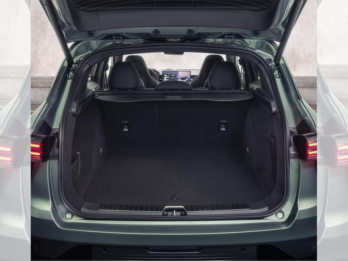 LYNK \u0026 Co LYNK & Co 01