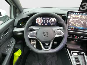 Volkswagen Golf VIII R-Line 1.5 eTSI DSG