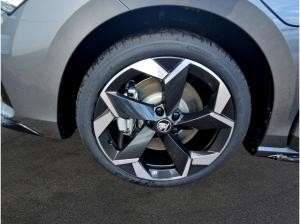 Skoda Superb Combi Sportline 1,5 TSI iV DSG*AHK*