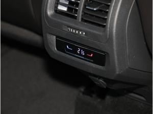 Volkswagen Touran 1.5TSI DSG R-LINE +AHK+7-SITZER+