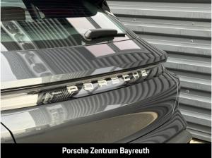 Porsche Taycan 4 Cross Turismo *Ausstattungspaket 75 J.*