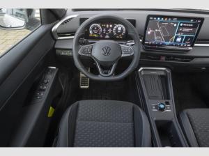 Volkswagen T-Roc R-Line 1.5 l eTSI DSG Black Style*19"*IQdrive&light*