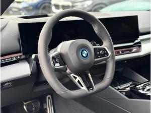 BMW 530 e Touring M Sport Pro Head-Up HK HiFi DAB