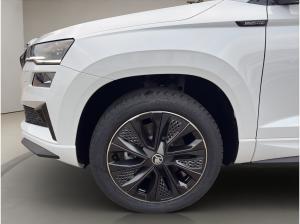 Skoda Karoq SOFORT VERFÜGBAR! Sportline DCC Pano AHK Kamera eHeck
