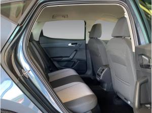 Seat Leon 1.5 eTSI Road Edition DSG ACC Kamera Navi