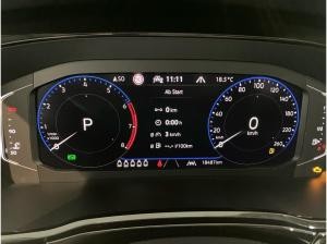 Volkswagen Touran HIGHLINE 1.5TSI DSG 7SITZE STANDHZG.PANO.AHK