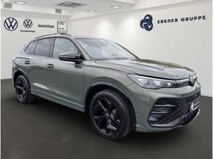 Volkswagen Tiguan 1.5eTSI DSG R-Line AHK+PANO+KEYLESS+NAVI+