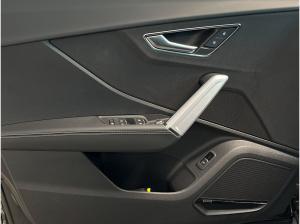Audi Q2 35 TDI S tronic 2xS LINE/MATRIX/SONOS/AHK/NAV