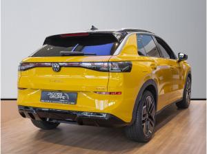Volkswagen T-Roc R-Line 1.5 l eTSI, Pano|Techpak IQ.Drive|IQ Light|Winterreifen inkl.