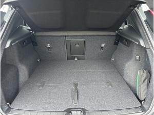 Volvo XC40 B3 2WD Plus Dark (EURO 6e) Klima
