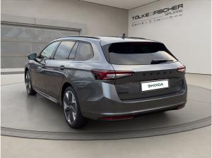 Skoda Superb SOFORT VERFÜGBAR! Combi Sportline DCC AHK Navi Pano eHeck