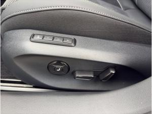 Skoda Superb SOFORT VERFÜGBAR! Combi Sportline DCC AHK Navi Pano eHeck