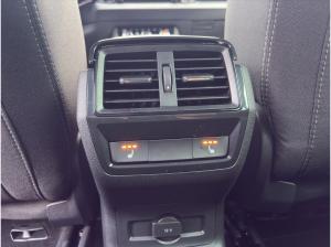 Skoda Karoq SOFORT VERFÜGBAR! Sportline DCC Pano AHK Kamera eHeck