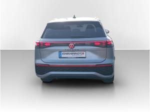 Volkswagen Tayron R-Line 2.0 TDI 193 PS *BLACK STYLE*MATRIX*NAV*AHK*HEAD UP*70.110€