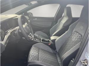Volkswagen Golf VIII Lim. 1.5eTSI DSG R-Line NAVI+LED+KAMERA+++
