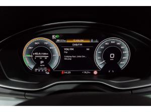 Audi Q5 S line Business 55 TFSI e quattro AHK B&O Matri