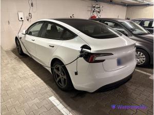 Tesla Model 3 Hinterradantrieb