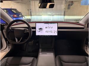 Tesla Model 3 Hinterradantrieb