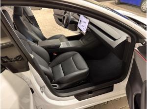 Tesla Model 3 Hinterradantrieb