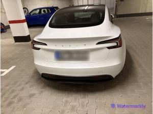 Tesla Model 3 Hinterradantrieb