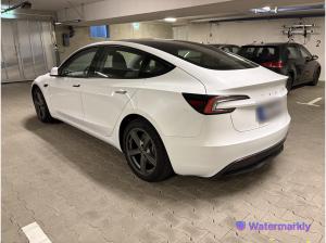 Tesla Model 3 Hinterradantrieb