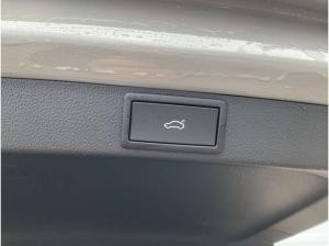 Skoda Octavia OCTAVIA COMBI RS 2,0 TSI 195 KW 7-GANG-DSG