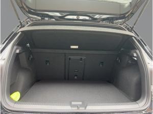 Volkswagen Golf VIII R-Line 2.0 TSI DSG ACC/KAMERA/LED