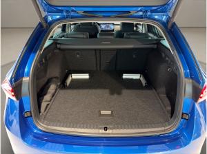 Skoda Octavia Combi Tour 2.0 TDI DSG SOFORT VERFÜGBAR! ACC AHK AUTO Navi Matrix