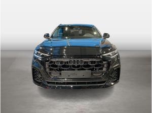 Audi Q8 SUV TFSI e quattro S line business tiptronic
