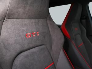 Volkswagen Golf VIII GTI 2.0 TSI Clubsport +BLACK-STYLE+19 +