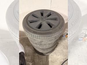 Tesla Model 3 Hinterradantrieb