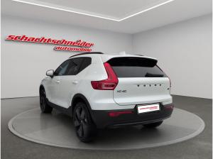 Volvo XC40 B3 B DKG Plus Black Edition