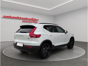Volvo XC40 B3 B DKG Plus Black Edition
