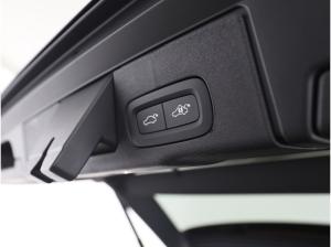 Volvo XC60 T8 Plus Black Edition 0,5%/360°CAM/AHK/BLIS/ACC