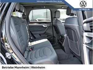 Volkswagen Touareg R-Line 3.0 V6 TDI SCR 4MOTION AHK Pano