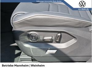 Volkswagen Touareg R-Line 3.0 V6 TDI SCR 4MOTION AHK Pano